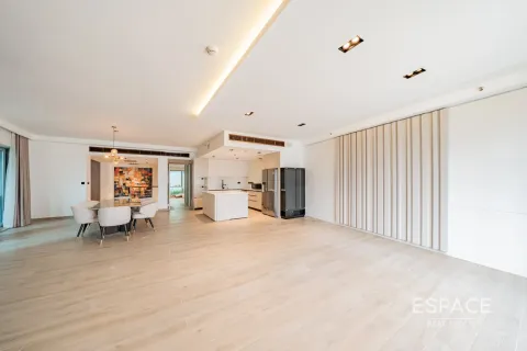 Купить квартиру в Дубай Марине, Дубай: 3 спальни, 392м², № 71118 - фото 2