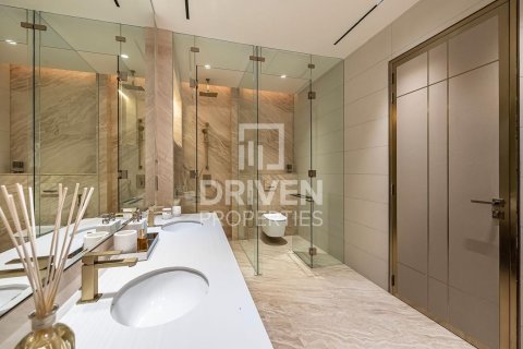Apartment in Downtown Dubai (Downtown Burj Dubai), Dubai 4 bedrooms, 306.39 sq.m. № 136025 - photo 14