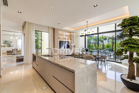 Villa in Golf Place, Dubai Hills Estate, Dubai 4 bedrooms, 676.71 sq.m. № 136023 - photo 9