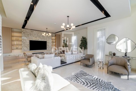 Villa in Golf Place, Dubai Hills Estate, Dubai 4 bedrooms, 676.71 sq.m. № 136023 - photo 6