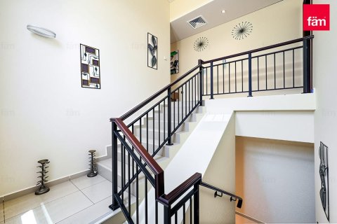Townhouse in Dubai 3 bedrooms, 176.1 sq.m. № 50037 - photo 10