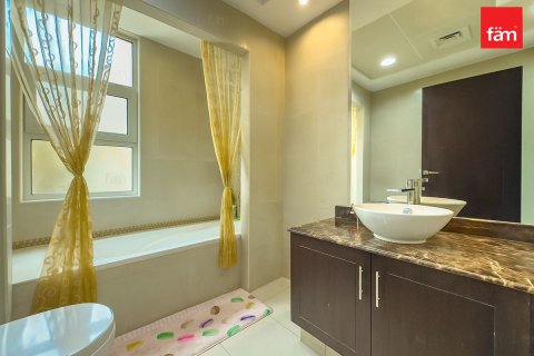 Villa in Dubai 5 bedrooms, 978.3 sq.m. № 50038 - photo 14