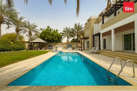 Villa in Dubai 5 bedrooms, 978.3 sq.m. № 50038 - photo 3