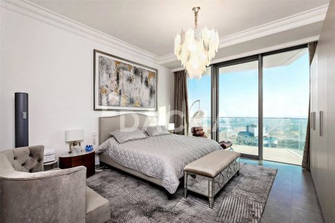 Apartment in Dubai Marina, Dubai 3 bedrooms, 216 sq.m. № 104726 - photo 17