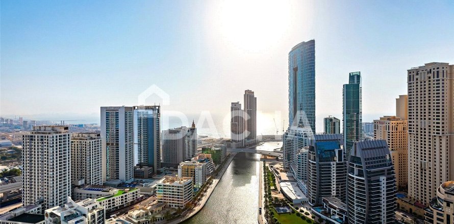 Apartment in Dubai Marina, Dubai 3 bedrooms, 216 sq.m. № 104726