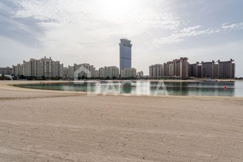 Villa en Palma Residences, Palm Jumeirah, Dubai, 5 dormitorios, 302 m², № 104733 - foto 12