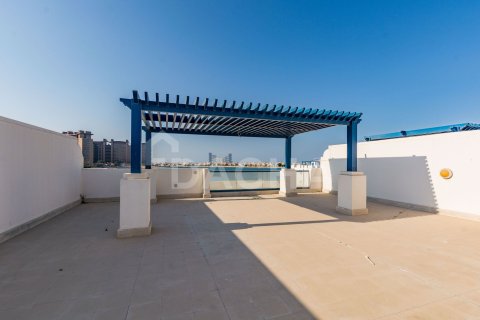 Villa en Palma Residences, Palm Jumeirah, Dubai, 5 dormitorios, 302 m², № 104733 - foto 20