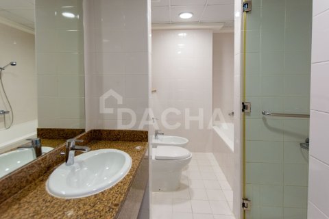 Villa en Palma Residences, Palm Jumeirah, Dubai, 5 dormitorios, 302 m², № 104733 - foto 2