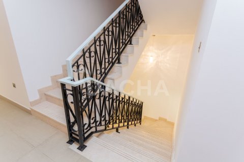 Villa en Palma Residences, Palm Jumeirah, Dubai, 5 dormitorios, 302 m², № 104733 - foto 21