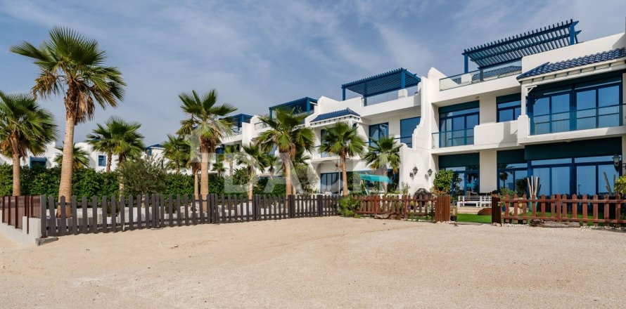 Villa en Palma Residences, Palm Jumeirah, Dubai, 5 dormitorios, 302 m², № 104733