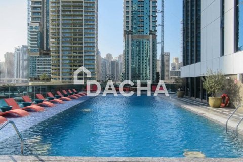 Apartamento en Jumeirah Lake Towers, Dubai, 1 dormitorio, 73 m², № 104738 - foto 7
