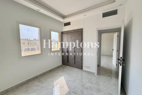 Townhouse in Springs 2, The Springs, Dubai 3 bedrooms, 314.84826700 sq.m. № 63455 - photo 2