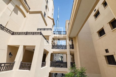 Apartment in Downtown Dubai (Downtown Burj Dubai), Dubai 2 bedrooms, 132.02 sq.m. № 135455 - photo 10