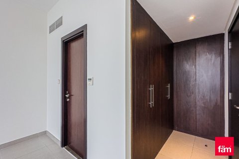 Купить таунхаус в Дубае: 3 спальни, 190м², № 92110 - фото 22