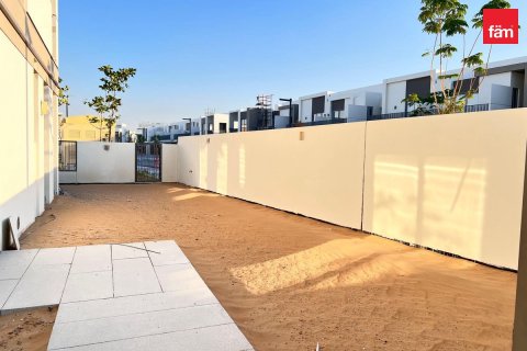 Townhouse in Tilal Al Ghaf, Dubai 4 bedrooms, 272.9 sq.m. № 11170 - photo 16