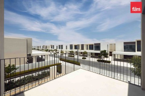 Villa in Dubai 4 bedrooms, 255.5 sq.m. № 40767 - photo 16