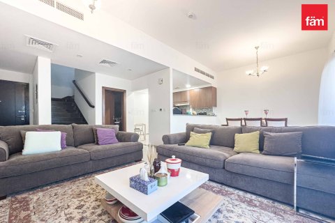 Maison de ville à Dubai, 3 chambres, 160.9 m², № 40757 - photo 1