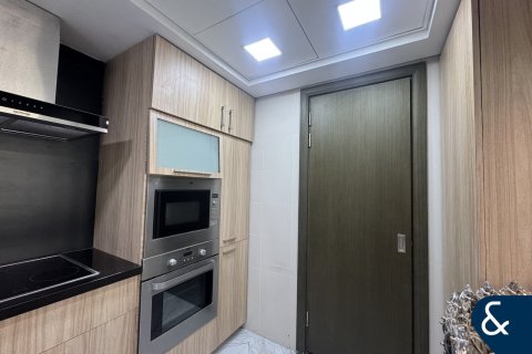 Снять в аренду квартиру в Даунтаун Дубай (Даунтаун Бурдж Дубай), Дубай: 2 спальни, 115м², № 88966 - фото 6