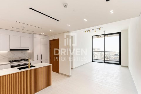 Apartment in Jumeirah Village Circle, Dubai 2 bedrooms, 108 sq.m. № 18863 - photo 1