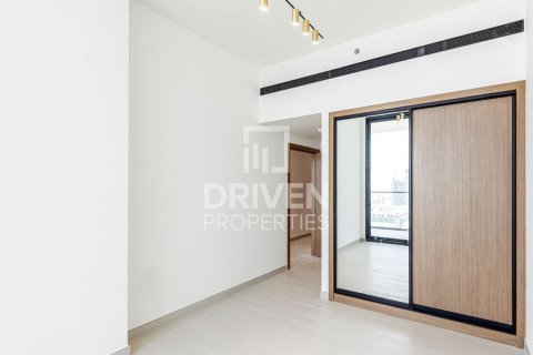 Apartment in Jumeirah Village Circle, Dubai 2 bedrooms, 108 sq.m. № 18863 - photo 12
