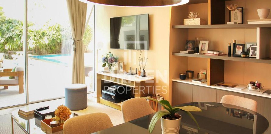 Appartement à FIVE Palm Jumeirah, Palm Jumeirah, Dubai, 2 chambres, 281 m², № 18855