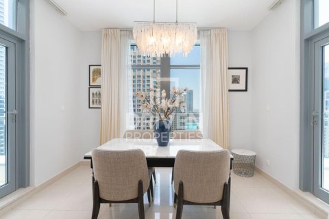 Apartment in Claren Towers, Downtown Dubai (Downtown Burj Dubai), Dubai 2 bedrooms, 154 sq.m. № 20098 - photo 13