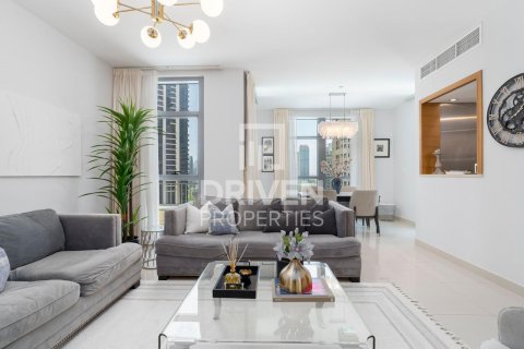 Apartment in Claren Towers, Downtown Dubai (Downtown Burj Dubai), Dubai 2 bedrooms, 154 sq.m. № 20098 - photo 1