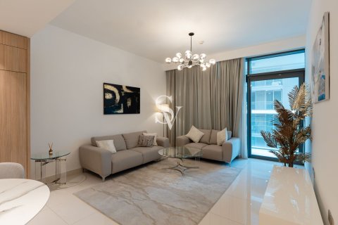 Apartment in EMAAR Beachfront, Dubai Harbour, Dubai 2 bedrooms, 106 sq.m. № 102113 - photo 2