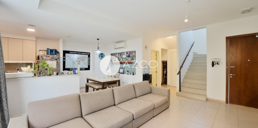 Таунхаус в Hayat Townhouses, Town Square, Дубай, 3 спальни, 220.3м², № 38368