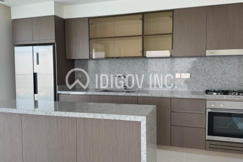 Apartment in EMAAR Beachfront, Dubai Harbour, Dubai 2 bedrooms, 146 sq.m. № 38362 - photo 6