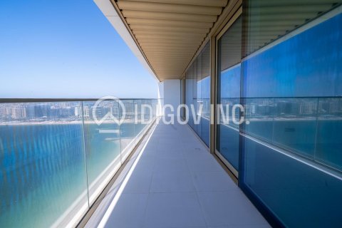 Apartment in EMAAR Beachfront, Dubai Harbour, Dubai 2 bedrooms, 146 sq.m. № 38362 - photo 1