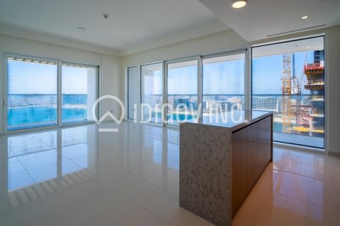 Apartment in EMAAR Beachfront, Dubai Harbour, Dubai 2 bedrooms, 146 sq.m. № 38362 - photo 5