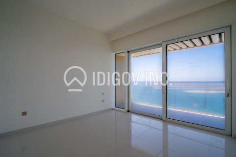 Apartment in EMAAR Beachfront, Dubai Harbour, Dubai 2 bedrooms, 146 sq.m. № 38362 - photo 9