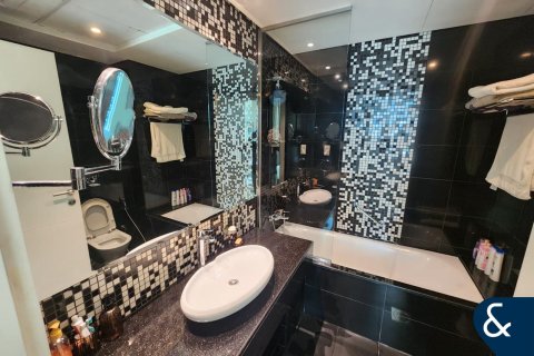 Apartment in Business Bay, Dubai 1 bedroom, 80 sq.m. № 98177 - photo 11