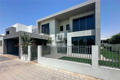 Villa in Sidra Villas, Dubai Hills Estate, Dubai 5 bedrooms, 594 sq.m. № 73350 - photo 8