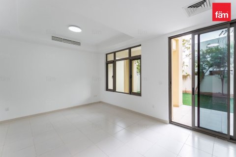 Villa à Reem, Dubai, 3 chambres, 264.9 m², № 109194 - photo 4