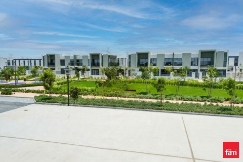 Adosado en Dubai, 3 dormitorios, 161 m², № 111911 - foto 13