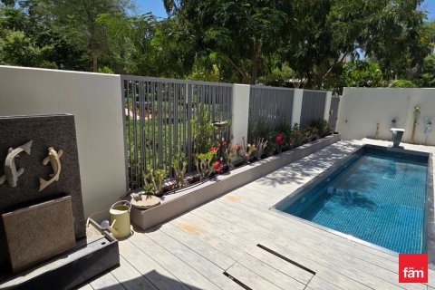 Villa en Tilal Al Ghaf, Dubai, 4 dormitorios, 207.8 m², № 111899 - foto 6
