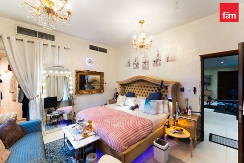 Villa in Wadi Al Safa 2, Dubai 3 bedrooms, 540 sq.m. № 111910 - photo 8