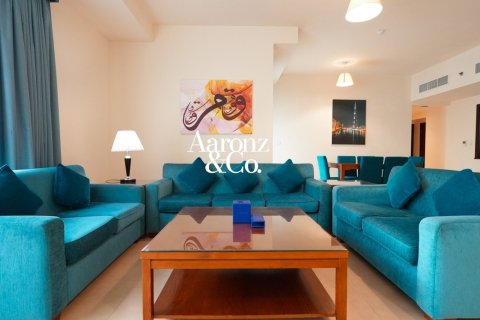 Hotel Apartment in Jumeirah Beach Residence, Dubai 3 bedrooms, 276 sq.m. № 114177 - photo 2
