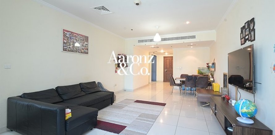 Apartment in Jumeirah Lake Towers, Dubai 1 bedroom, 92 sq.m. № 114171