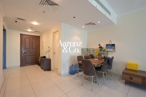 Apartment in Jumeirah Lake Towers, Dubai 1 bedroom, 92 sq.m. № 114171 - photo 4
