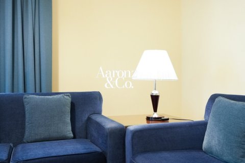 Hotel Apartment in Jumeirah Beach Residence, Dubai 2 bedrooms, 138 sq.m. № 114176 - photo 4