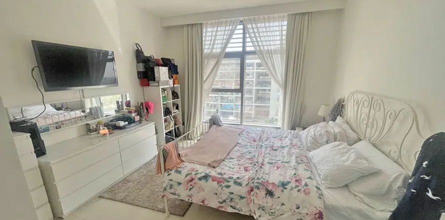 Appartement à Dubai, 2 chambres, 121 m², № 5610