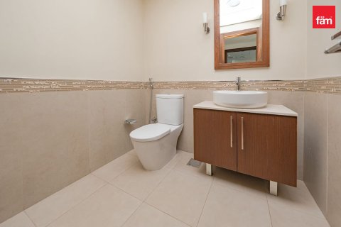 Apartment in DIFC, Dubai 3 bedrooms, 199.7 sq.m. № 124521 - photo 7