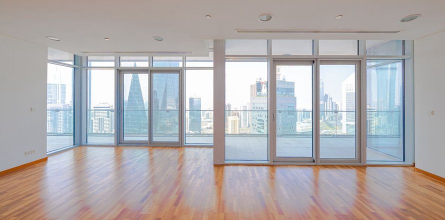 Apartment in DIFC, Dubai 3 bedrooms, 199.7 sq.m. № 124521
