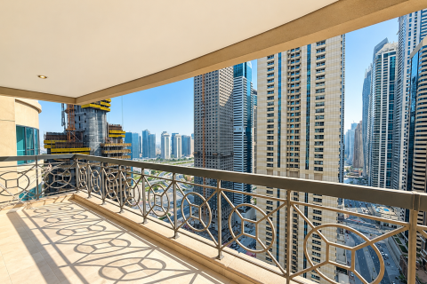 Apartment in Dubai Marina, Dubai 3 bedrooms, 330.15 sq.m. № 142128 - photo 22