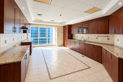 Apartment in Dubai Marina, Dubai 3 bedrooms, 330.15 sq.m. № 142128 - photo 3