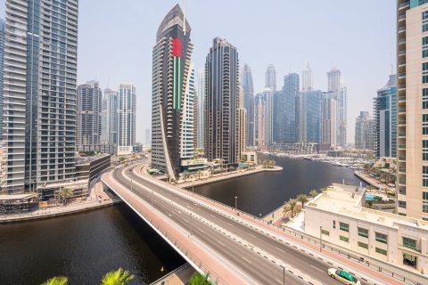 Apartment in Dubai Marina, Dubai 3 bedrooms, 214.98 sq.m. № 142140 - photo 18