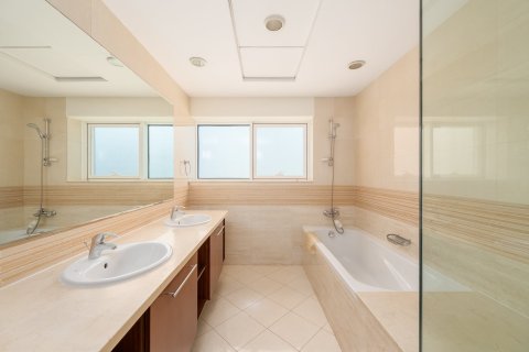 Apartment in Dubai Marina, Dubai 3 bedrooms, 214.98 sq.m. № 142140 - photo 13